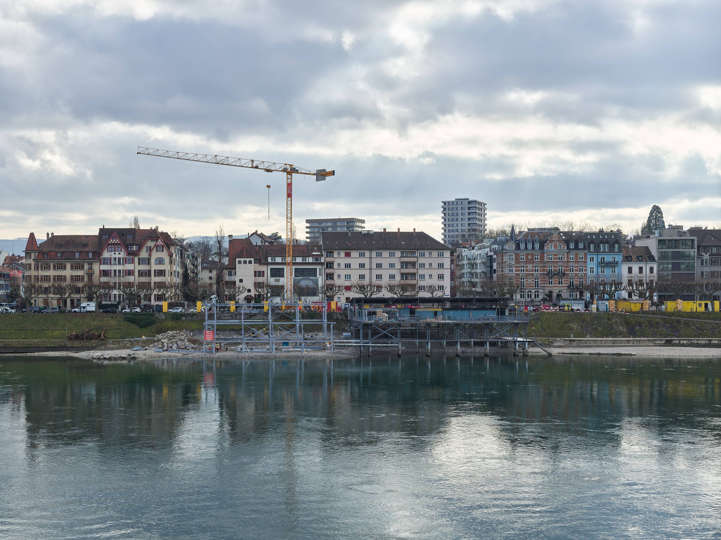 Ahp0095 AIQ4 014904 J3